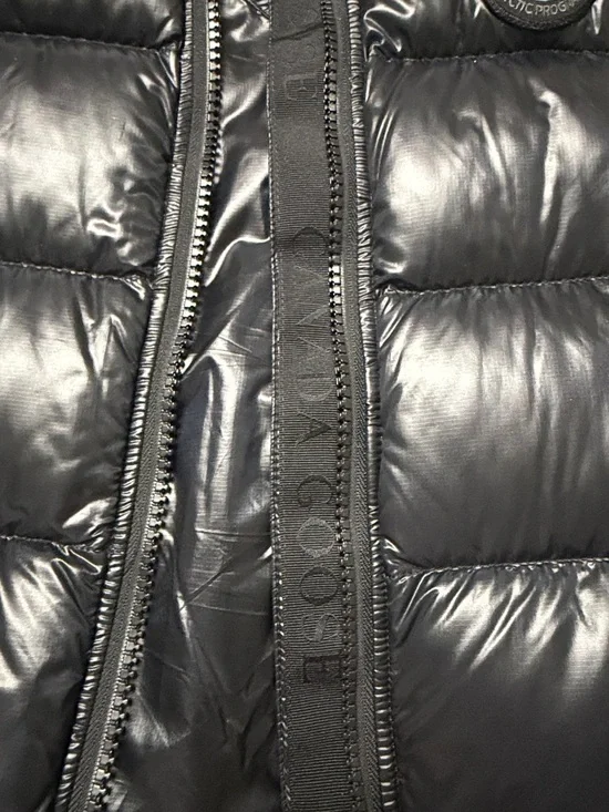 Canada Goose Shiny Black Quilted Puffer Vest with Logo Patch - Picture 4 of 5